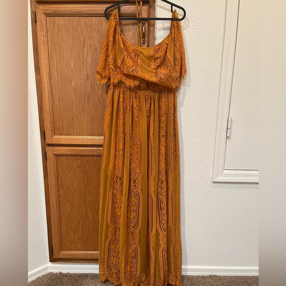Lace Maxi Dress